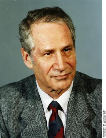 "Mies vailla Face", Marcus Wolf, johtaja Stasin ulkomaisen tiedustelupalvelun